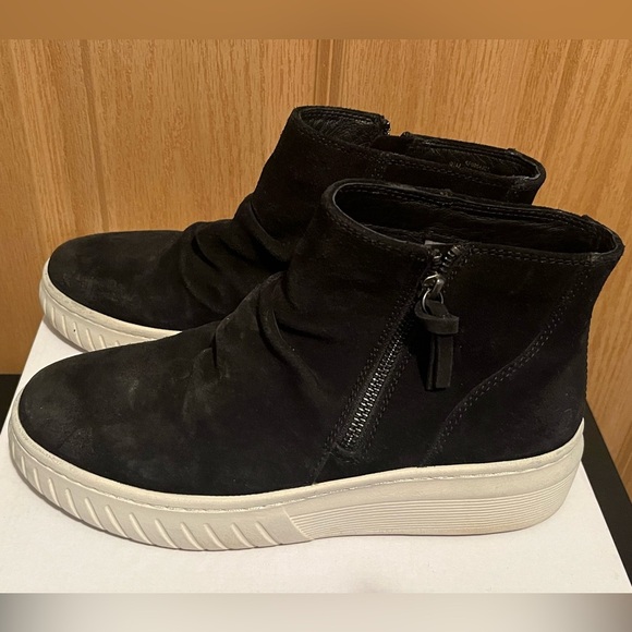 Sofft Portland, Black Suede Shoes/Booties Luxe Leather Fall Essentials Size 9.5M - Picture 3 of 16